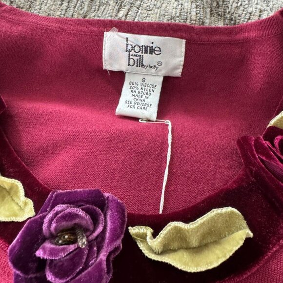 Bonnie and Bill by Holly Red Velvet Floral Trim Sweater Women’s Size Small - Picture 5 of 5